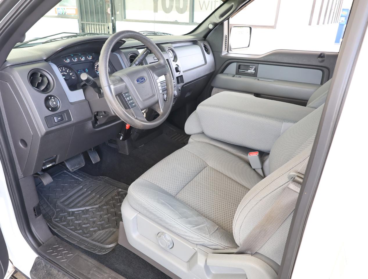 Ford F-150 STX 2WD 2014
