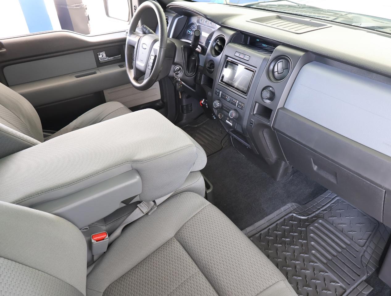 Ford F-150 STX 2WD 2014