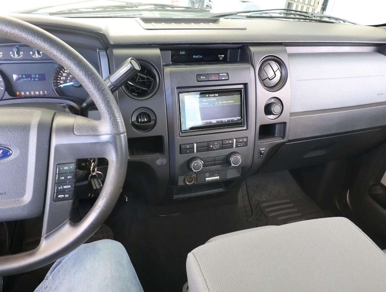 Ford F-150 STX 2WD 2014