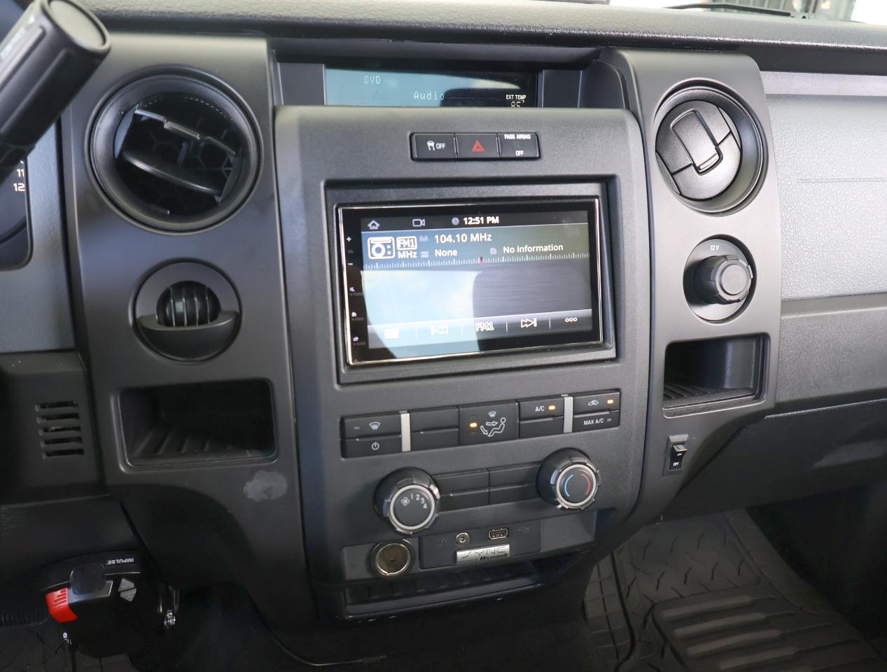 Ford F-150 STX 2WD 2014