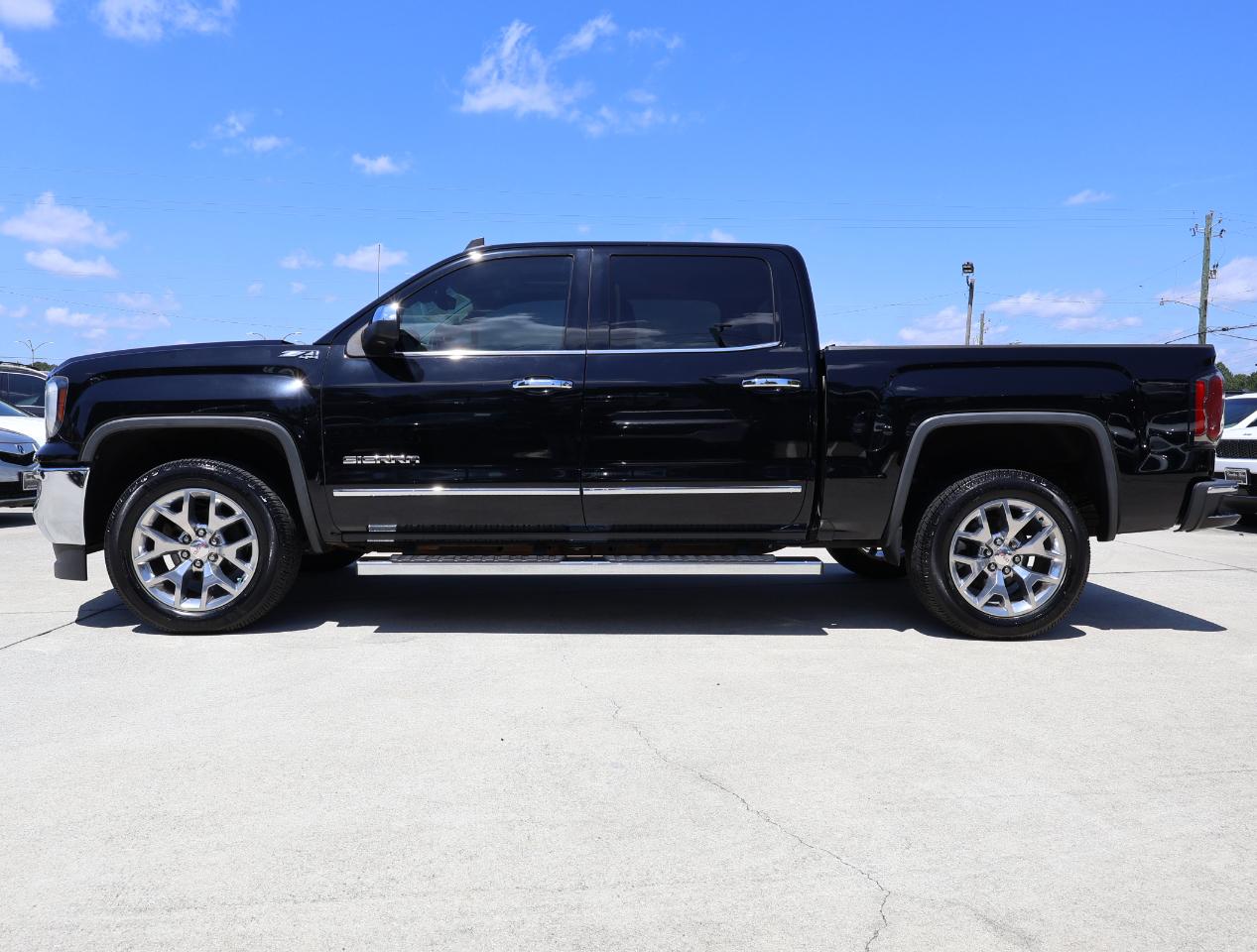 GMC Sierra 1500 SLT Crew Cab 4WD 2018