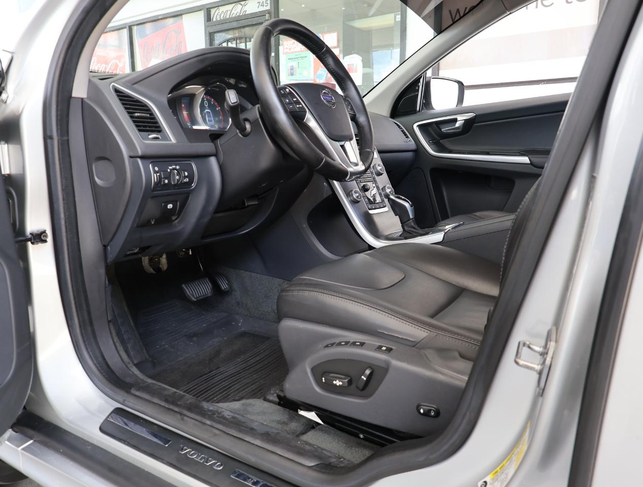 Volvo XC60 T5 Drive-E Platinum FWD 2016