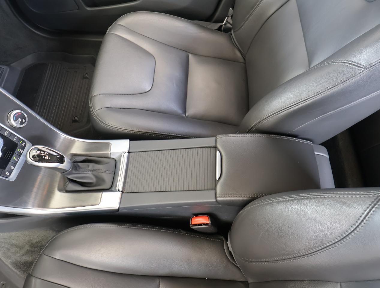 Volvo XC60 T5 Drive-E Platinum FWD 2016