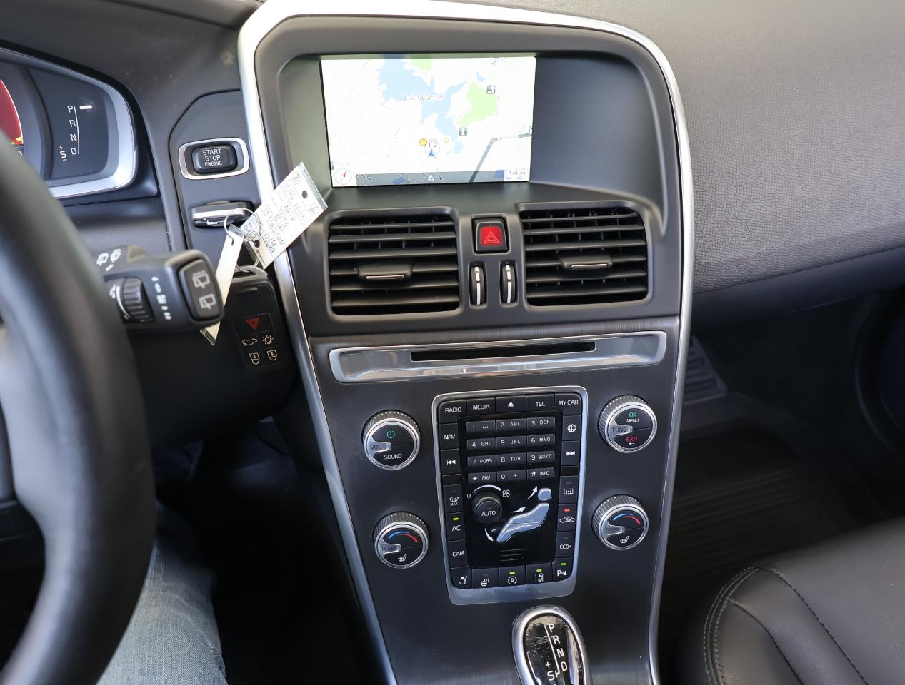 Volvo XC60 T5 Drive-E Platinum FWD 2016