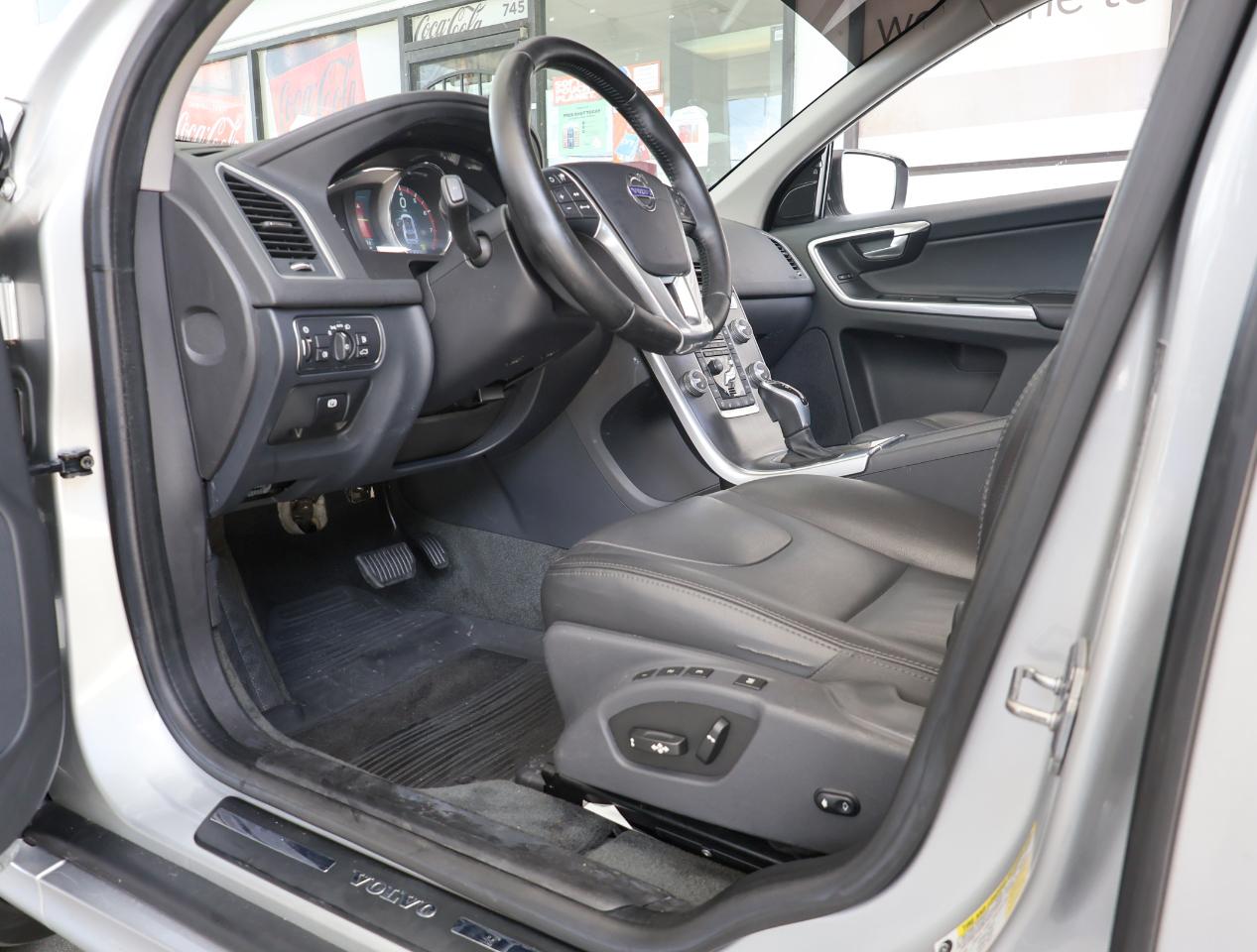 Volvo XC60 T5 Drive-E Platinum FWD 2016