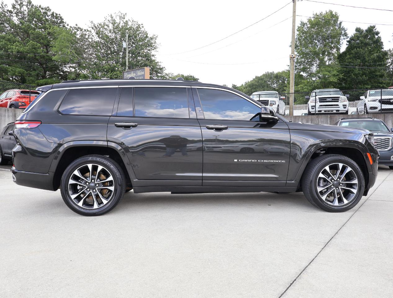 Jeep Grand Cherokee L Overland 4WD 2022