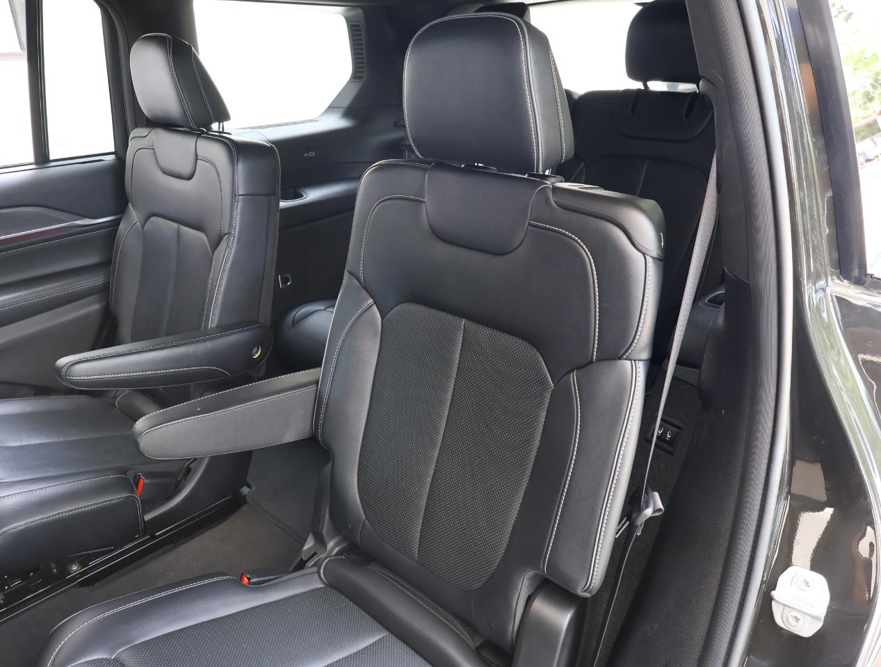 Jeep Grand Cherokee L Overland 4WD 2022
