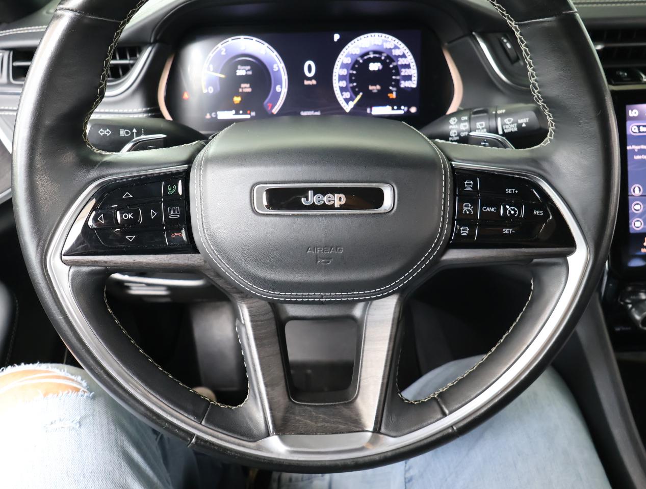Jeep Grand Cherokee L Overland 4WD 2022