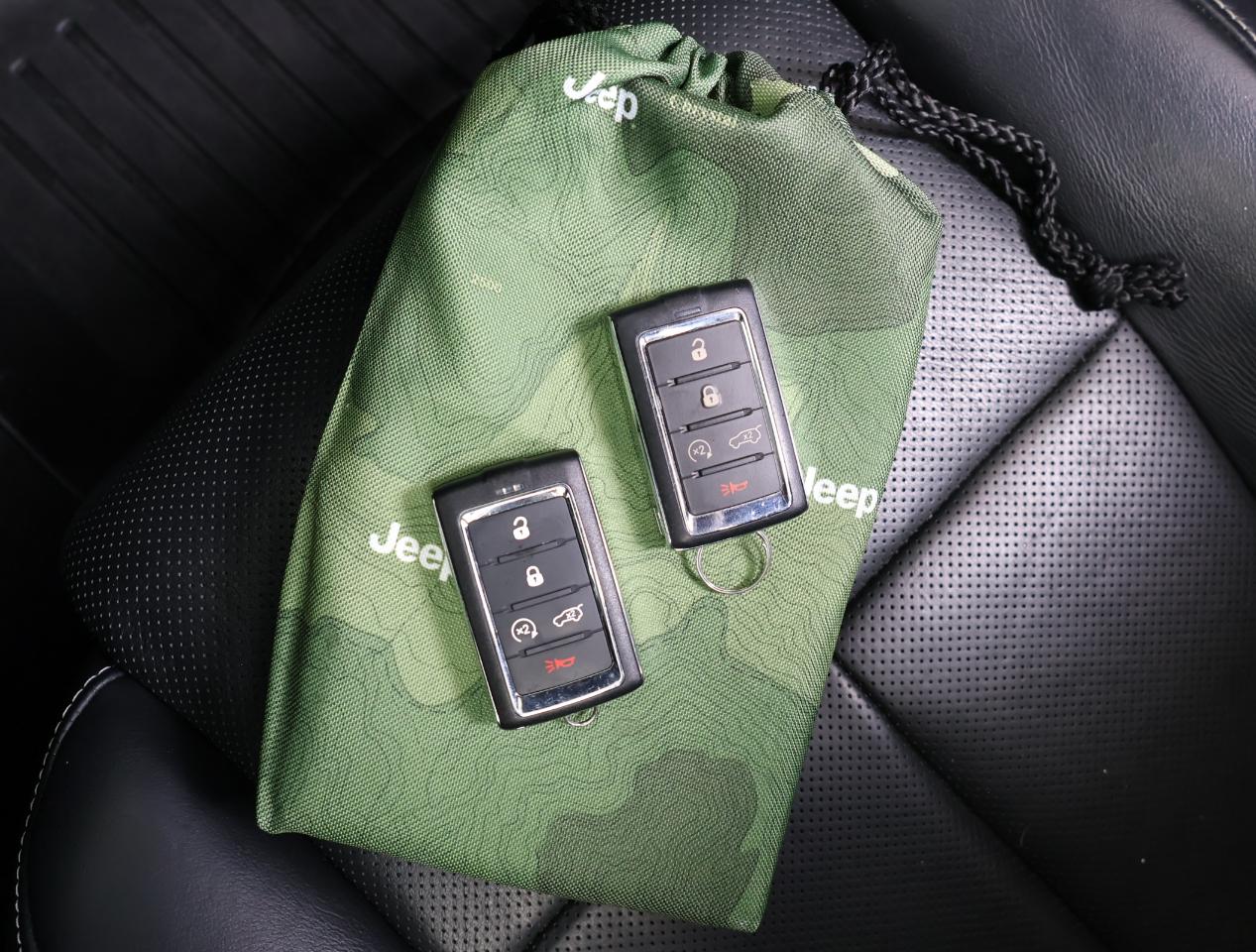 Jeep Grand Cherokee L Overland 4WD 2022