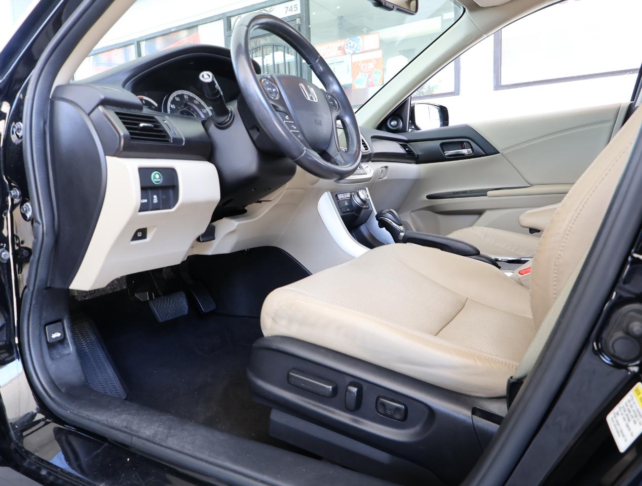 Honda Accord  2014