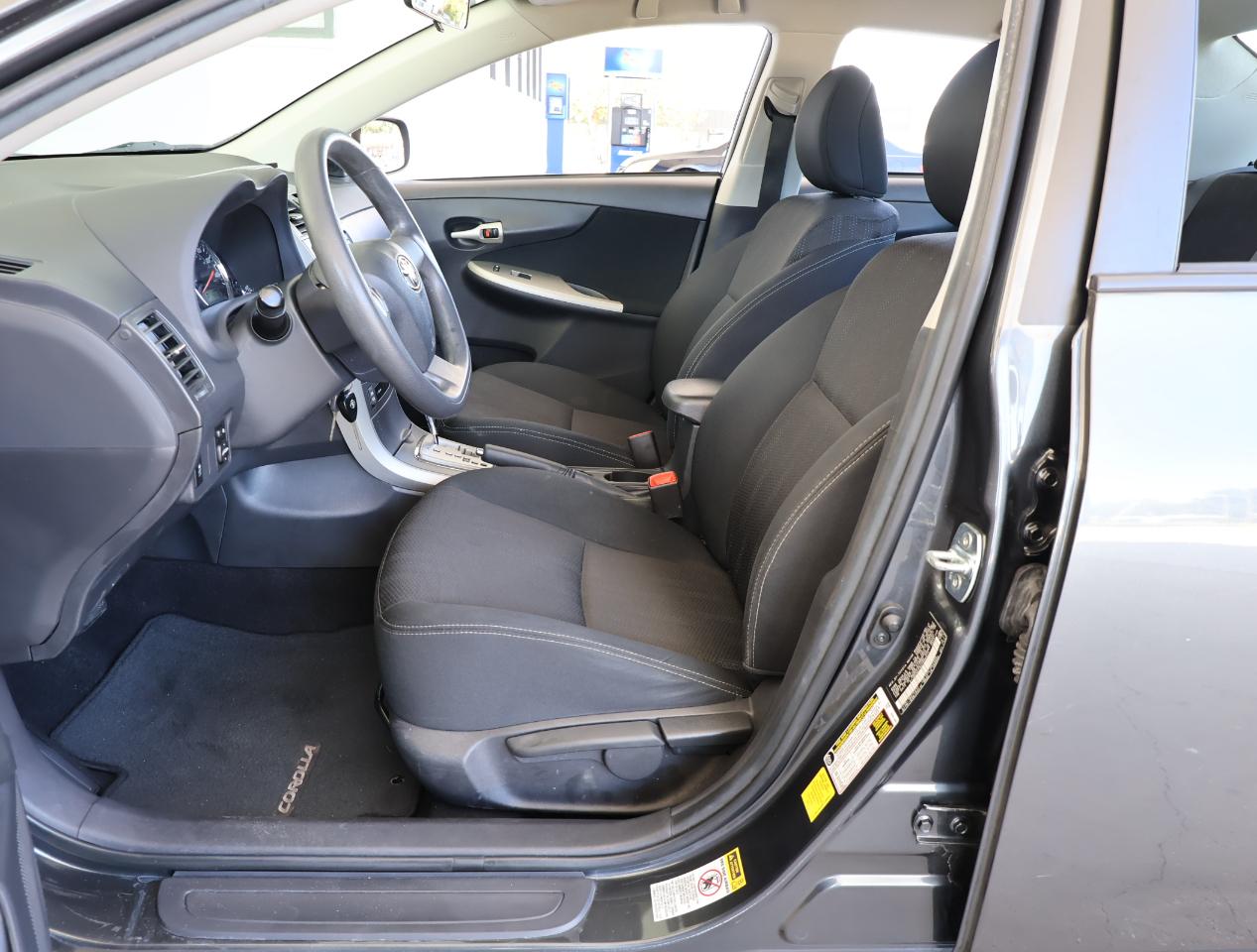Toyota Corolla S 2012