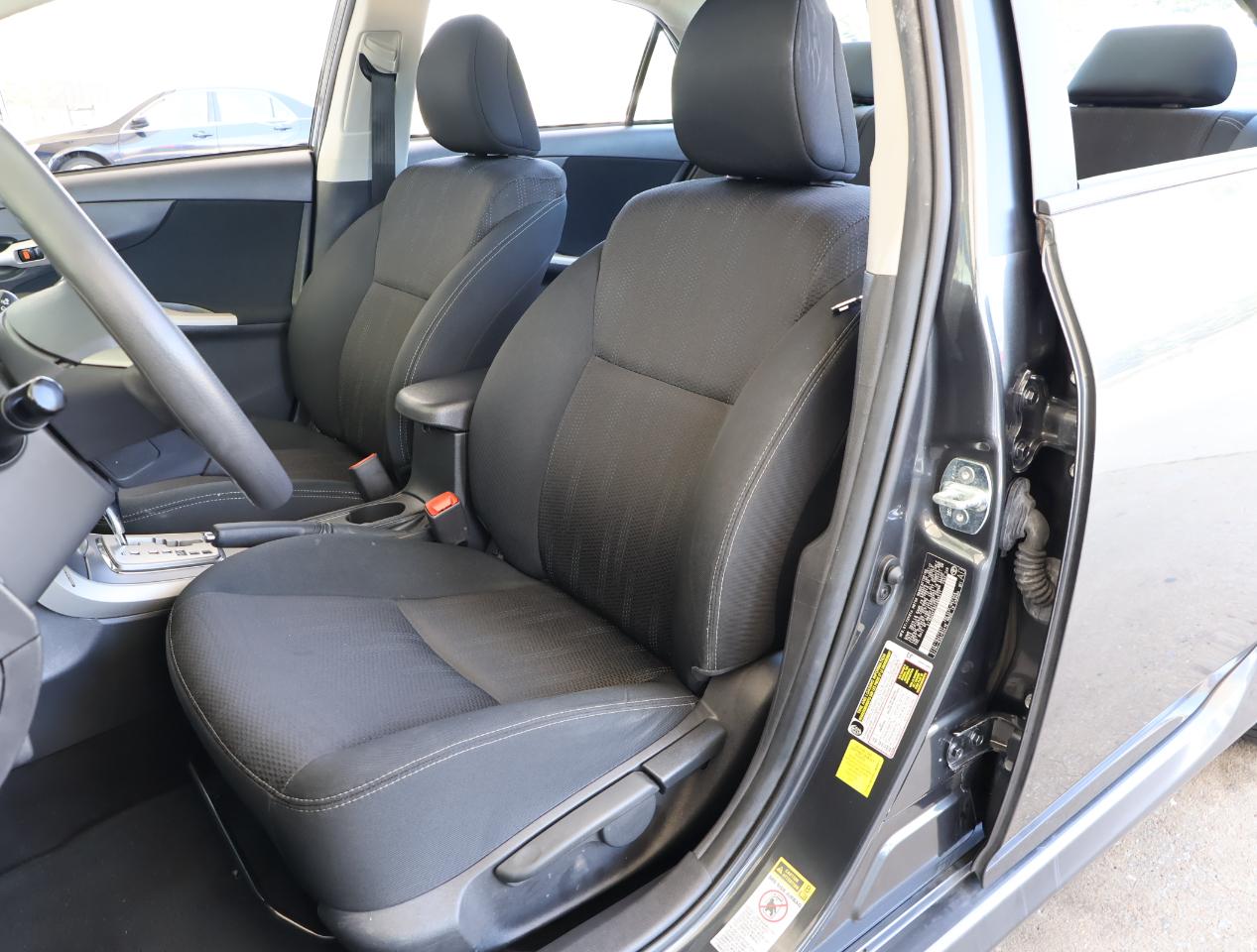 Toyota Corolla S 2012