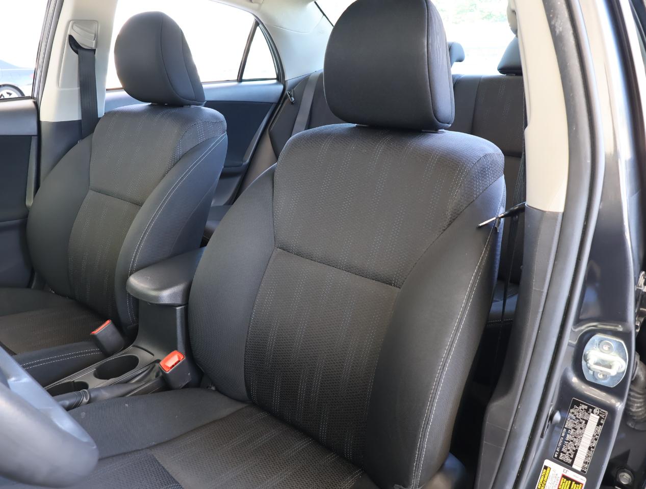 Toyota Corolla S 2012