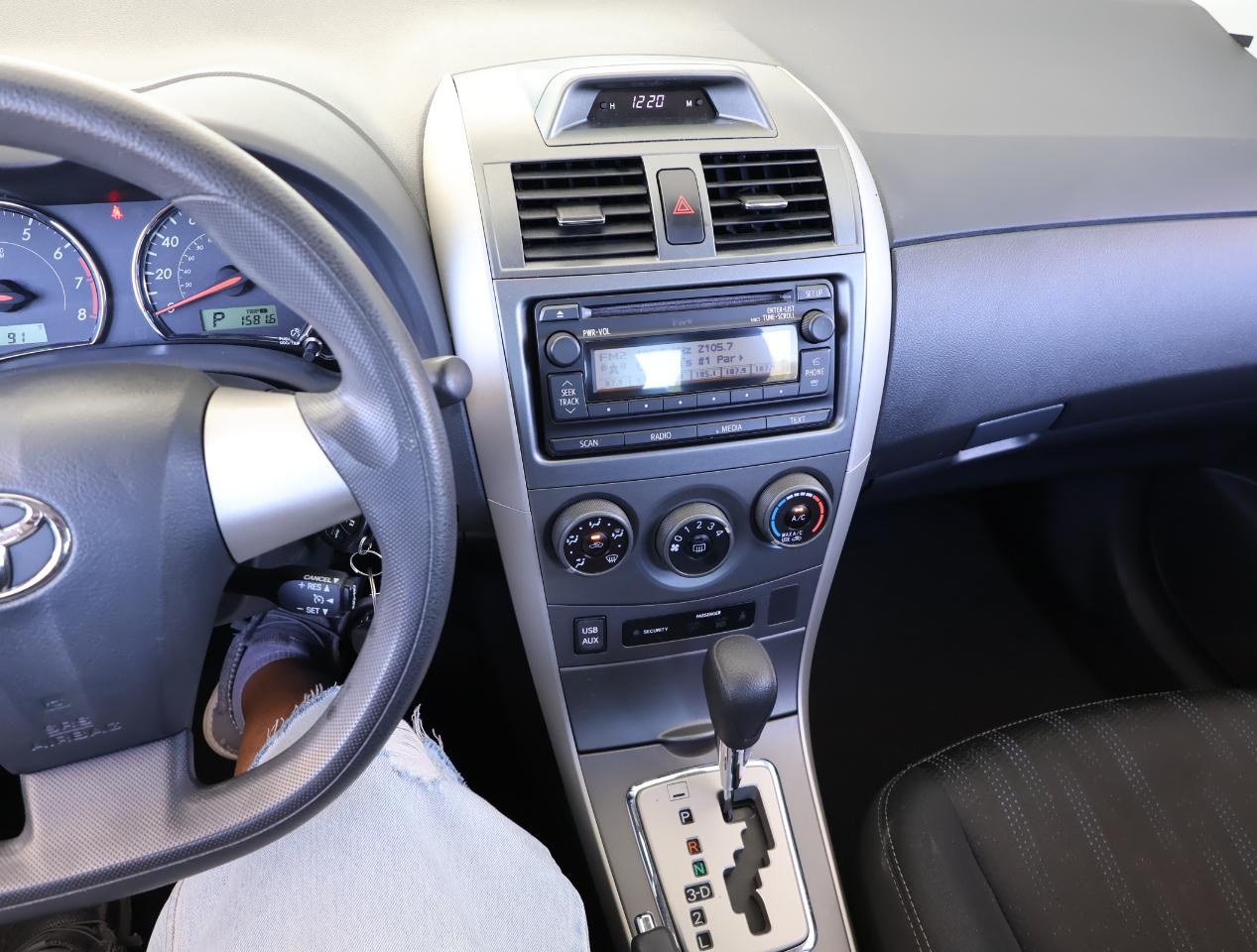 Toyota Corolla S 2012