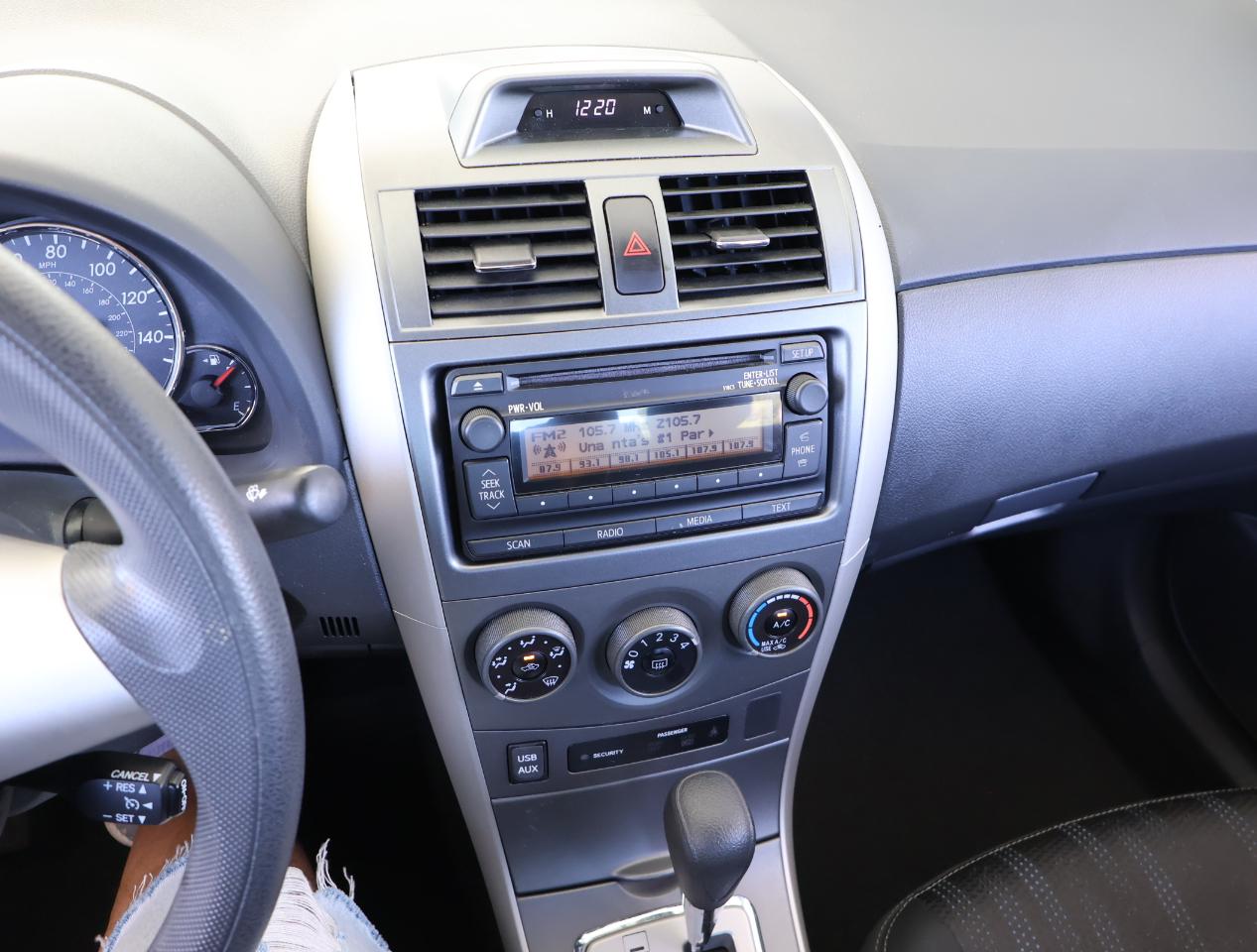 Toyota Corolla S 2012