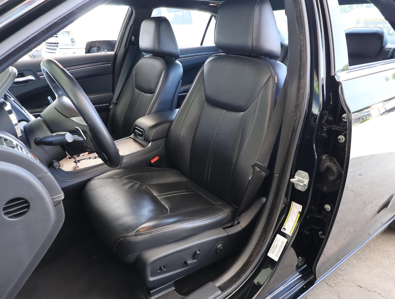 Chrysler 300 C HEMI 2012
