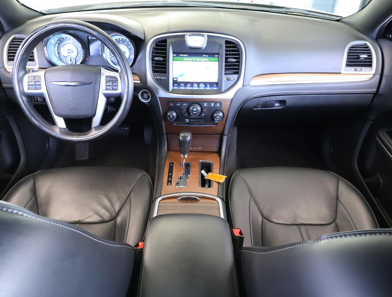 Chrysler 300 C HEMI 2012