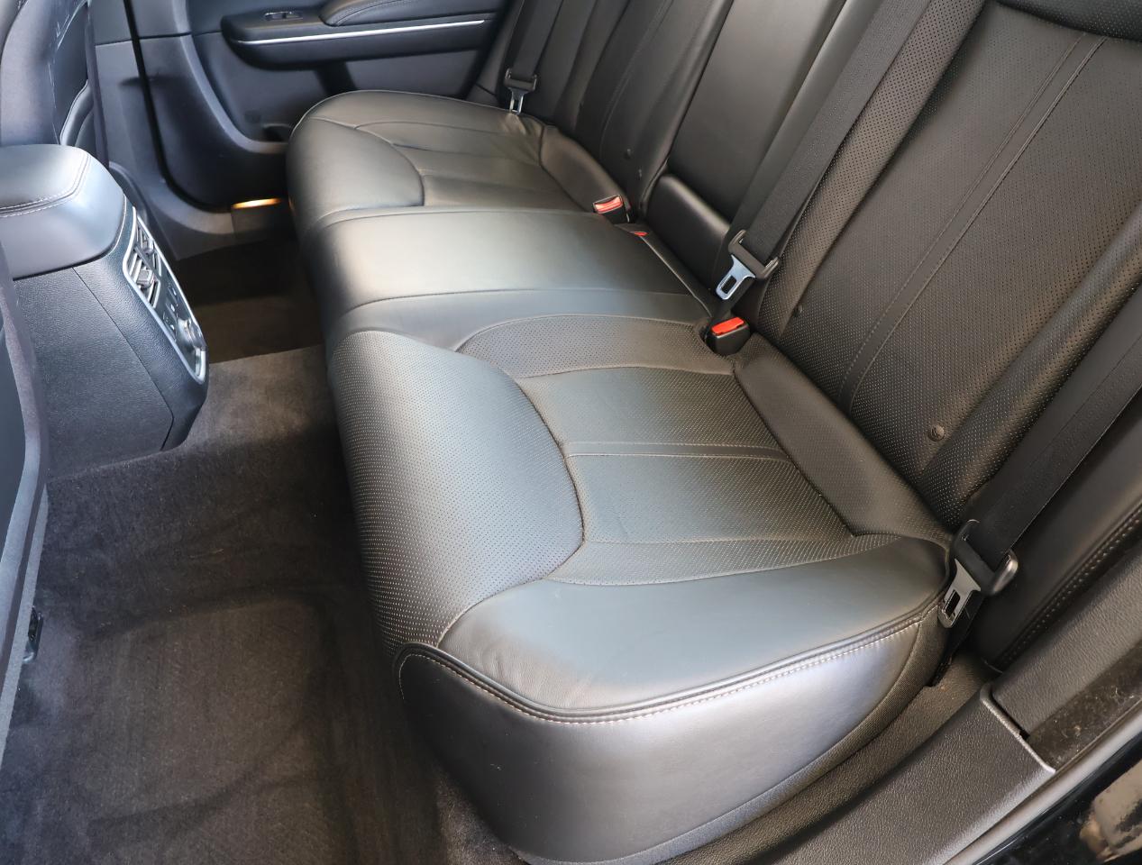 Chrysler 300 C HEMI 2012