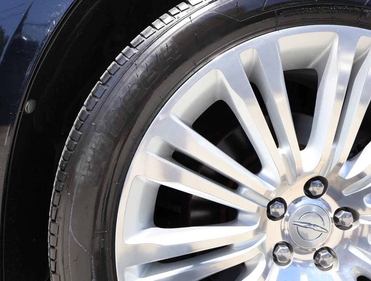 Chrysler 300 C HEMI 2012