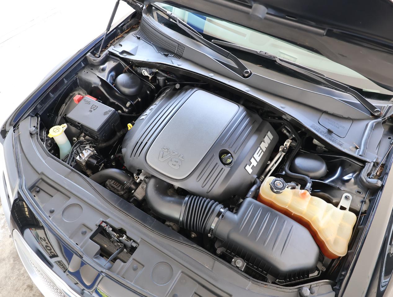 Chrysler 300 C HEMI 2012