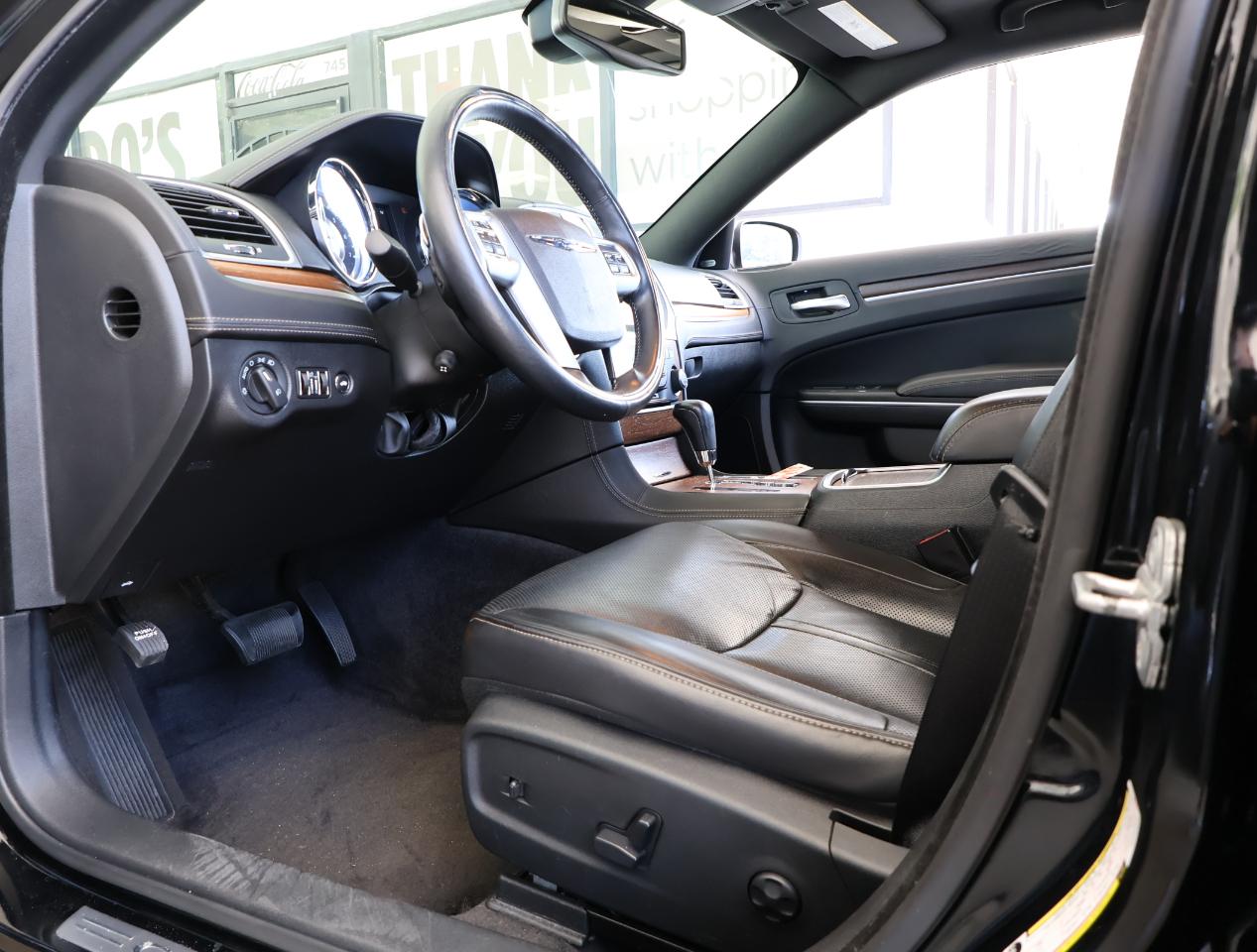 Chrysler 300 C HEMI 2012