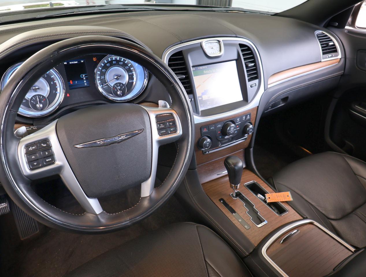 Chrysler 300 C HEMI 2012