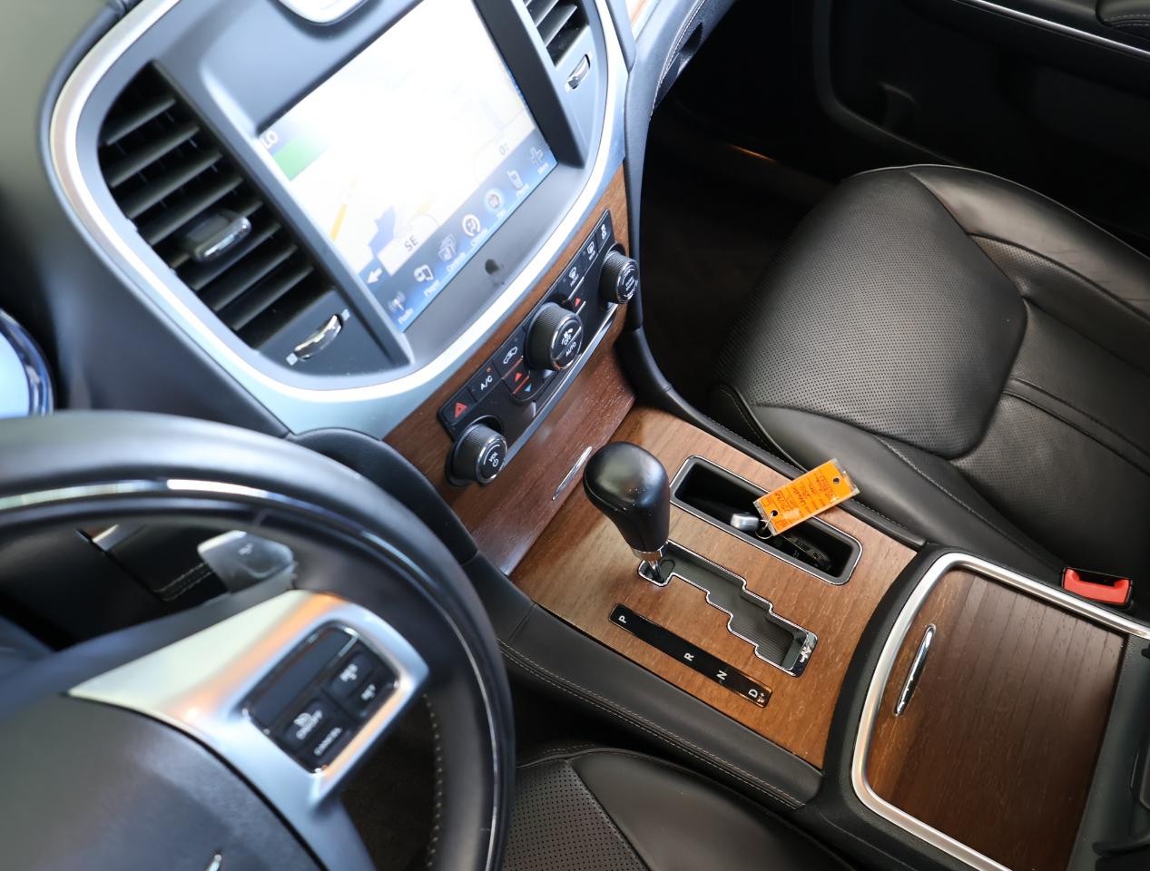 Chrysler 300 C HEMI 2012