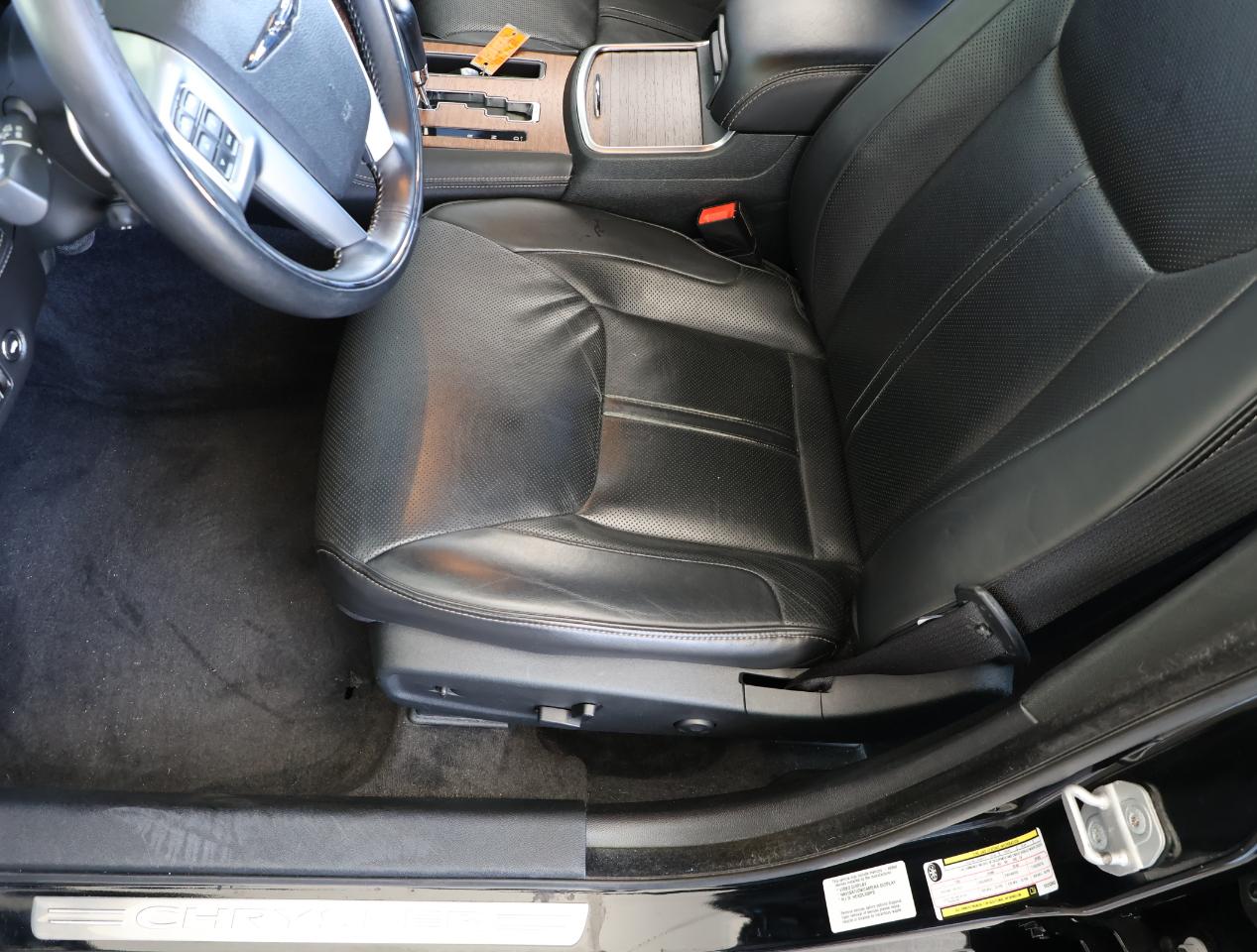 Chrysler 300 C HEMI 2012
