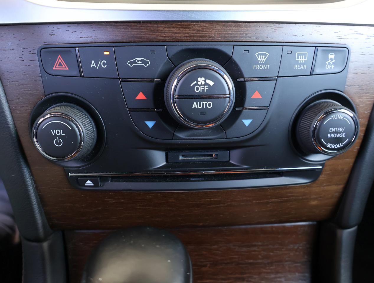 Chrysler 300 C HEMI 2012