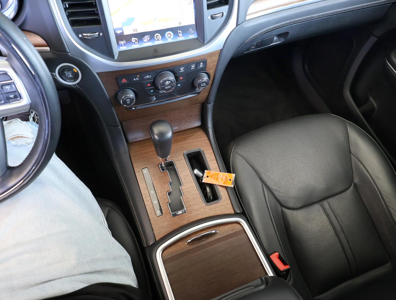 Chrysler 300 C HEMI 2012