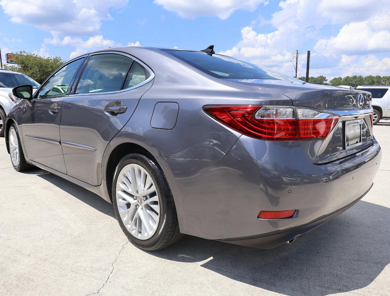 Lexus ES 350 Sedan 2014