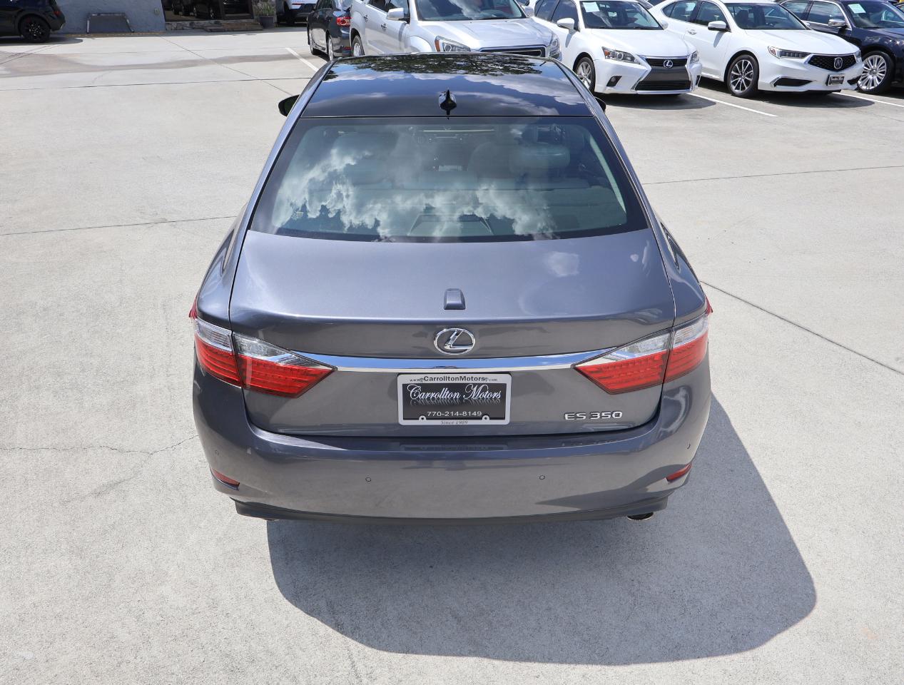 Lexus ES 350 Sedan 2014