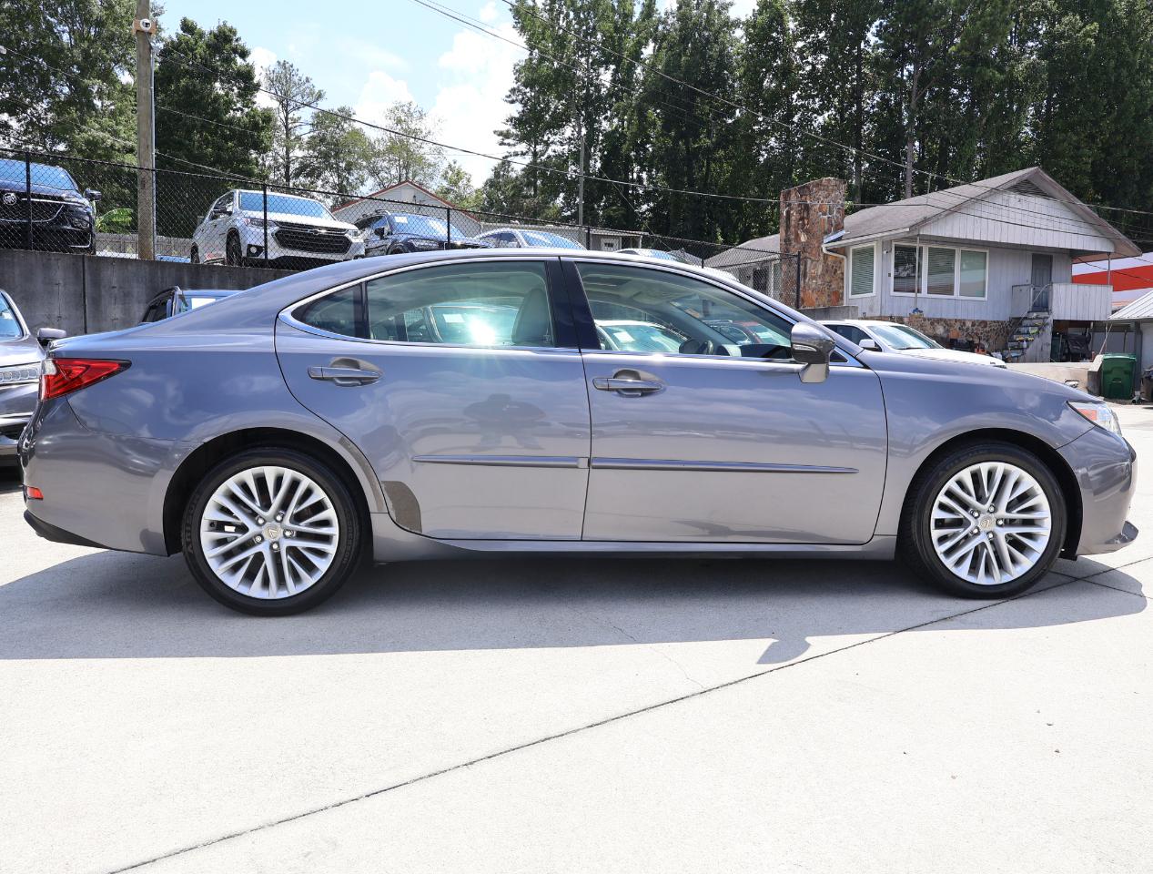 Lexus ES 350 Sedan 2014