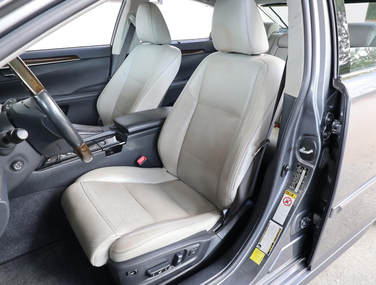 Lexus ES 350 Sedan 2014