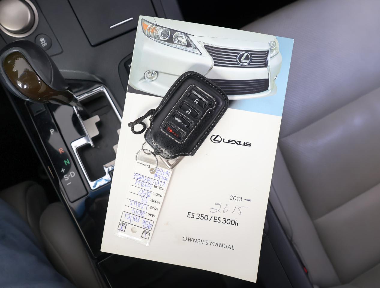 Lexus ES 350 Sedan 2014