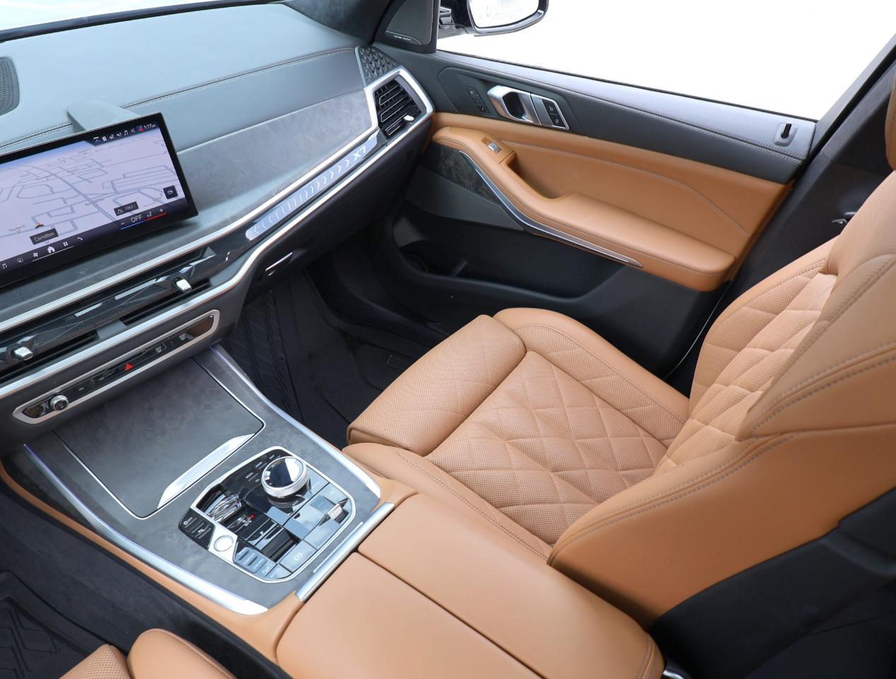 BMW X7  2024