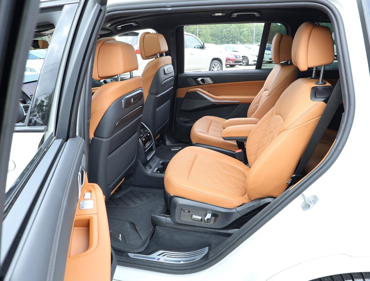 BMW X7  2024