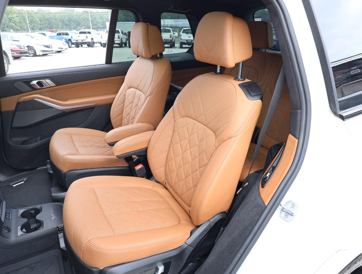 BMW X7  2024