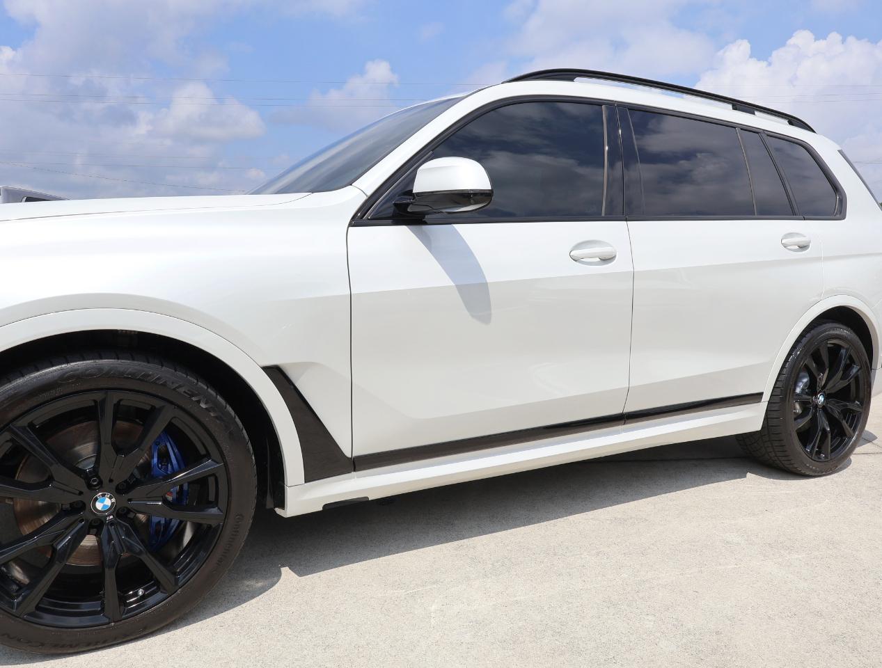 BMW X7  2024