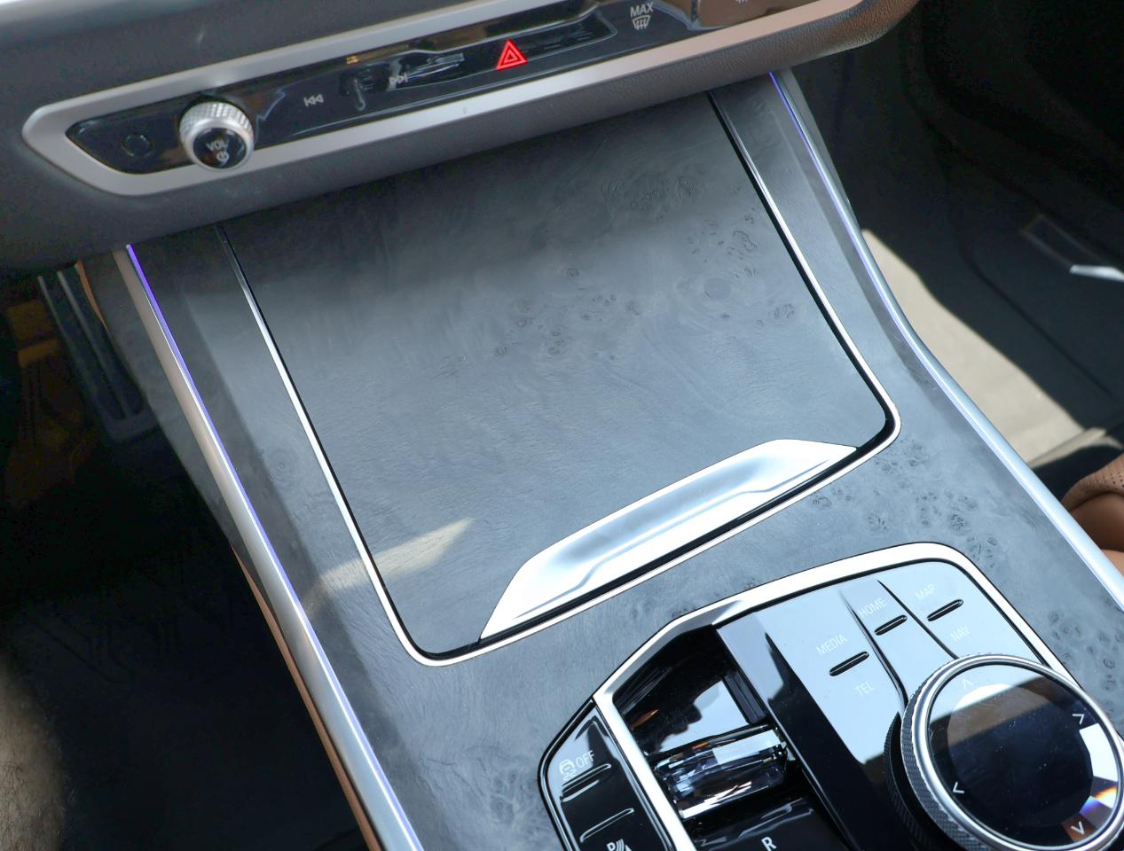 BMW X7  2024