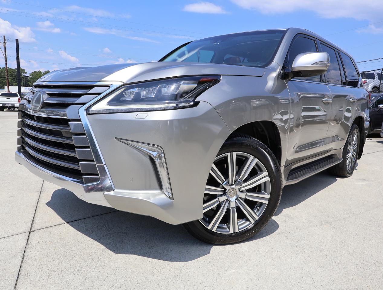 Lexus LX 570 4D SUV AWD w/3-Row 2016