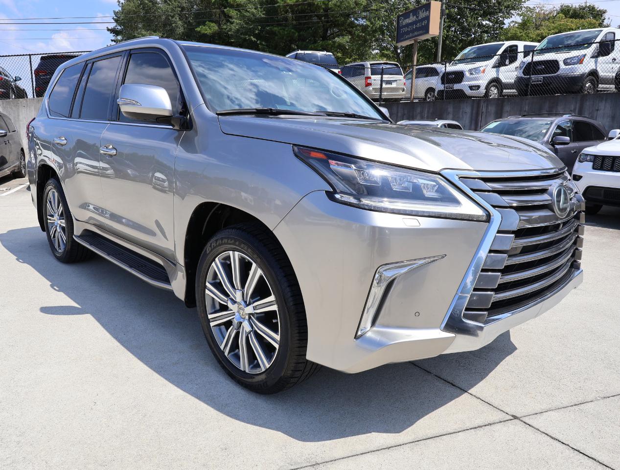 Lexus LX 570 4D SUV AWD w/3-Row 2016