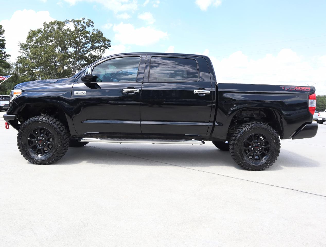 Toyota Tundra Platinum CrewMax 5.7L FFV 4WD 2018