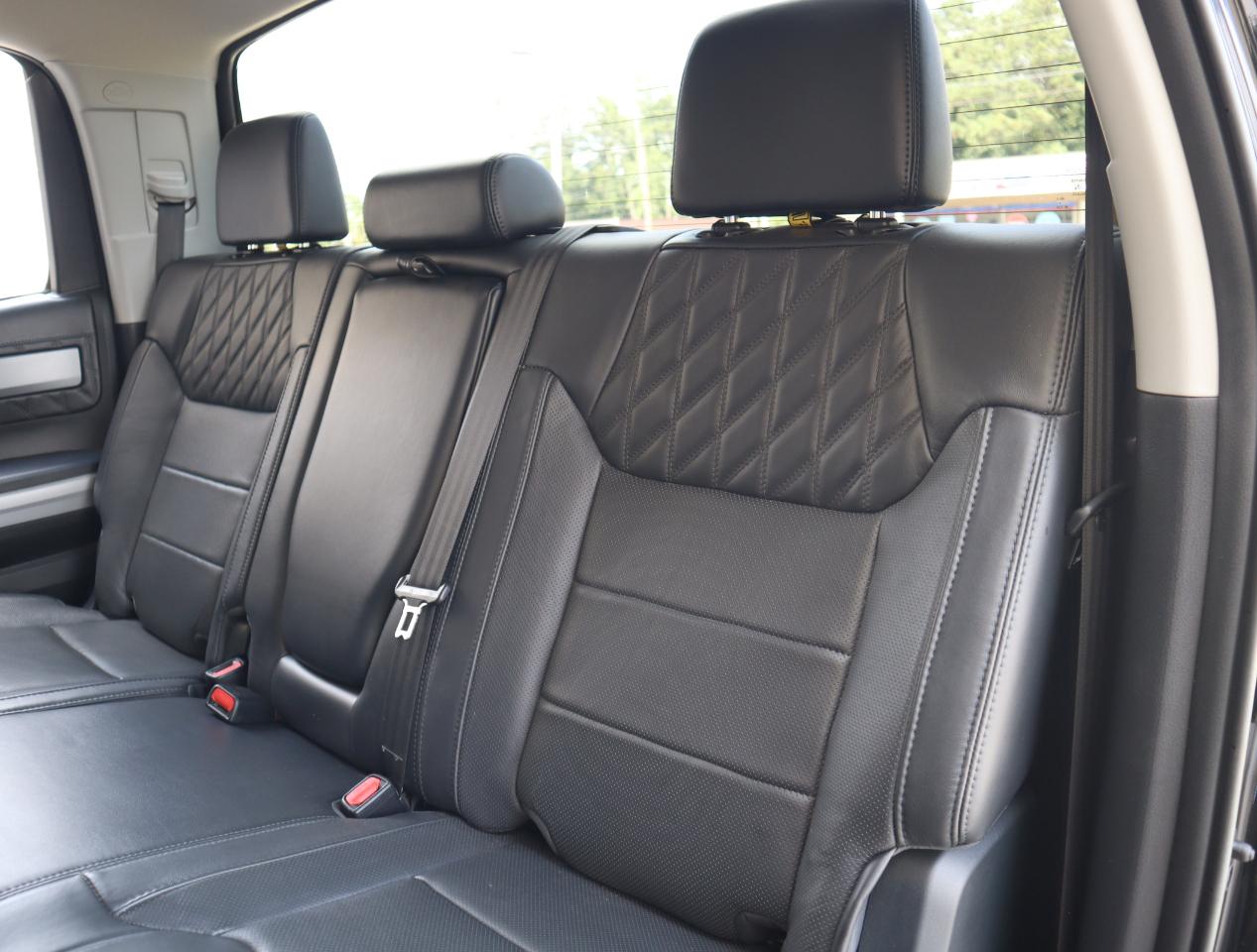 Toyota Tundra Platinum CrewMax 5.7L FFV 4WD 2018