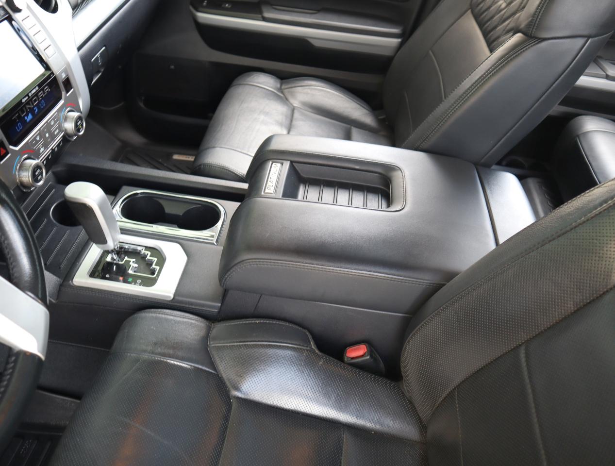 Toyota Tundra Platinum CrewMax 5.7L FFV 4WD 2018