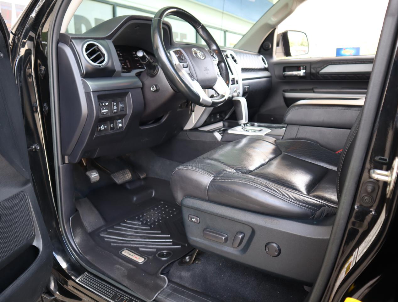 Toyota Tundra Platinum CrewMax 5.7L FFV 4WD 2018