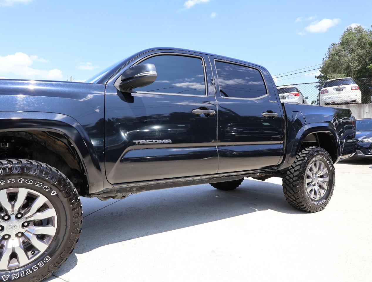 Toyota Tacoma  2021
