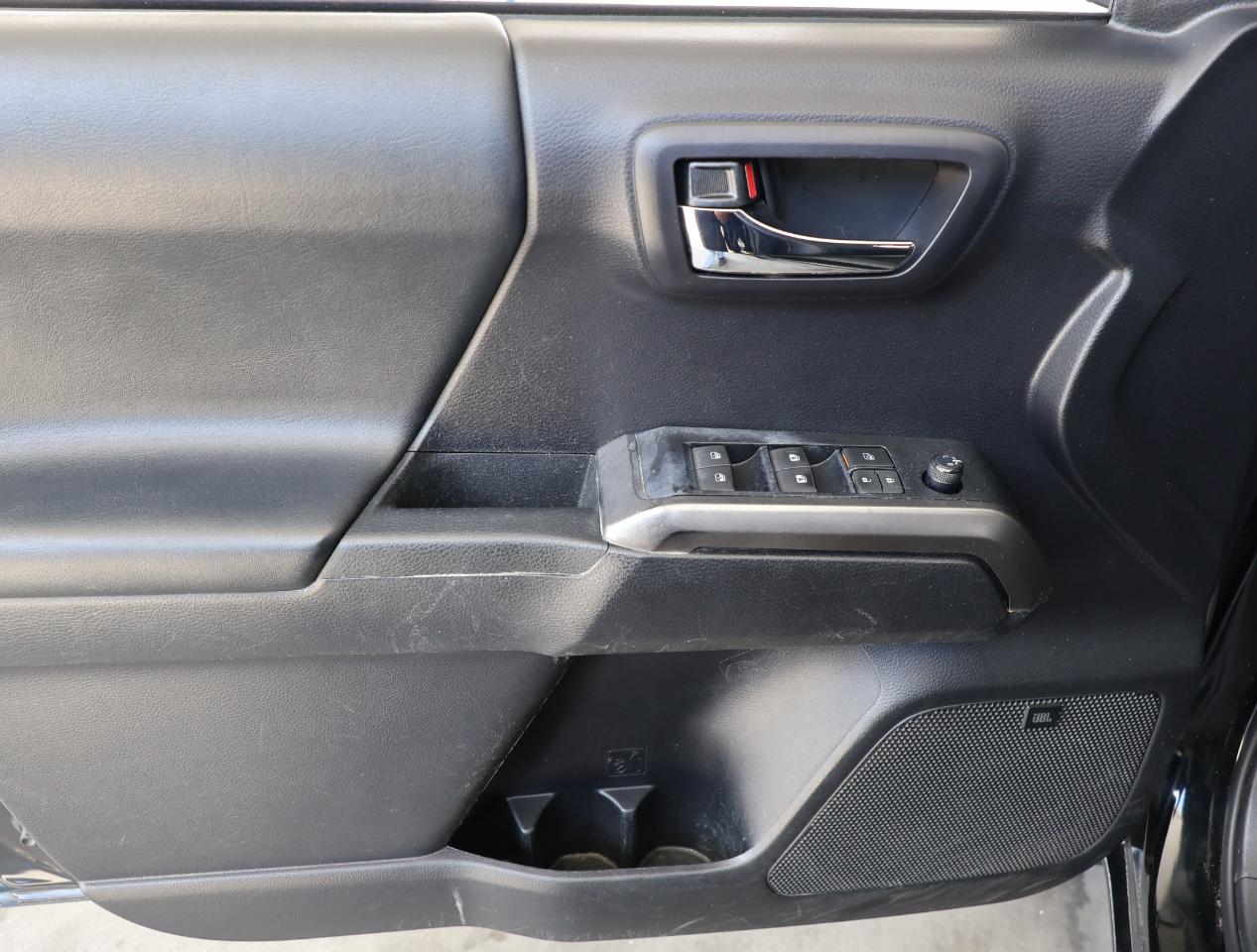 Toyota Tacoma  2021