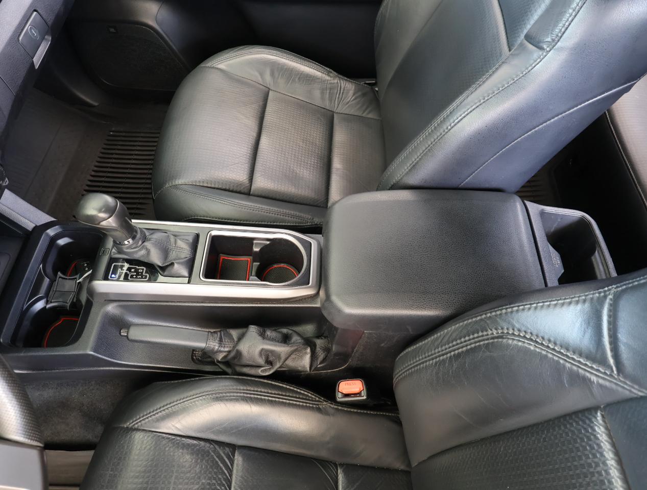Toyota Tacoma  2021