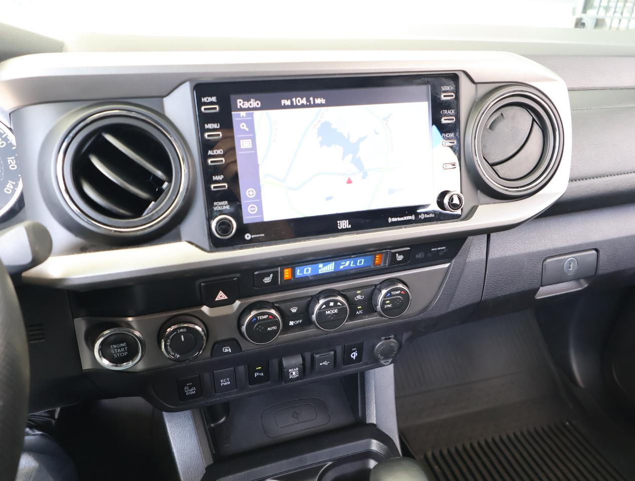 Toyota Tacoma  2021